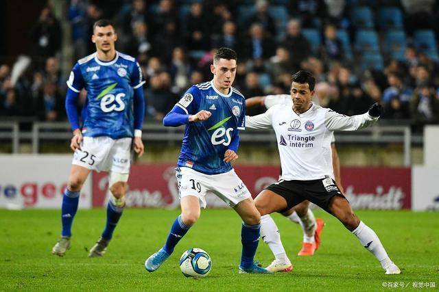 关键时刻法国杯传出新动向；勒沃库森战术微调；管理层表态——气氛紧张；心理建设被强调的简单介绍